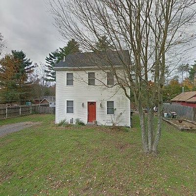 10 Mohunganuck Trl, Voluntown, CT 06384