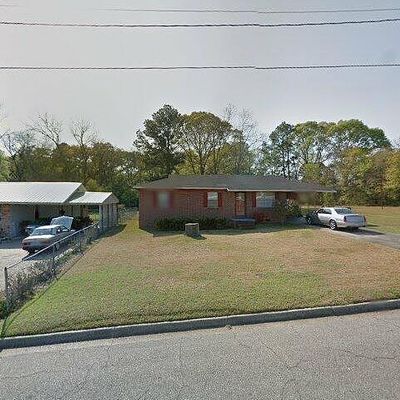 1005 Canary St, Dothan, AL 36303