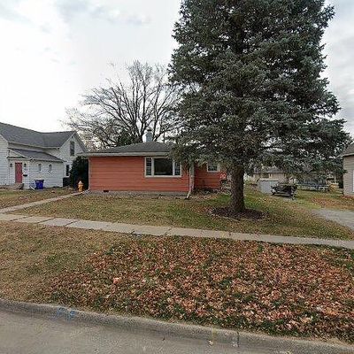 1009 E 2 Nd St, Washington, IA 52353