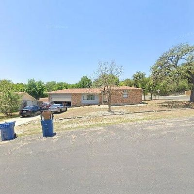 101 Fawn Valley Ln, Kerrville, TX 78028