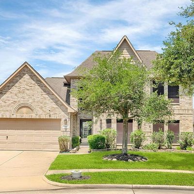 1010 Sapling Crest Ct, Fresno, TX 77545