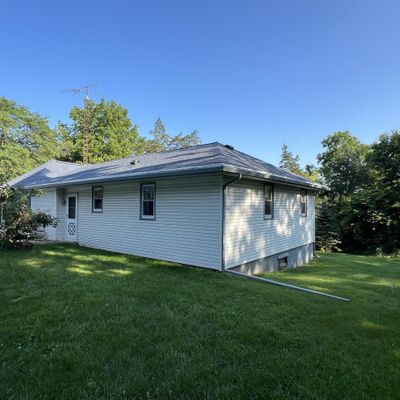 10136 E Creek Rd, Clinton, WI 53525