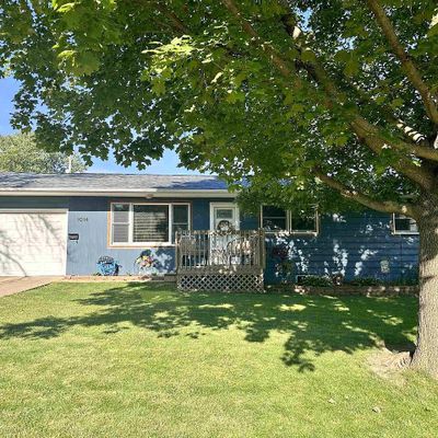 1014 Short Ave, Dodgeville, WI 53533