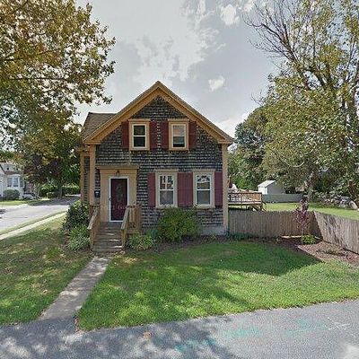 102 Adams St, Fairhaven, MA 02719