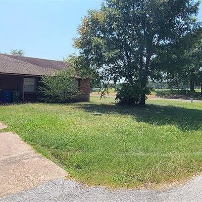 102 Tracy St, Huntsville, TX 77320