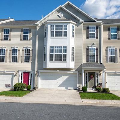 103 Brook Meadow Dr, Mechanicsburg, PA 17050