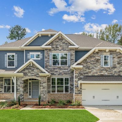 10308 Idlewild Rd, Matthews, NC 28105