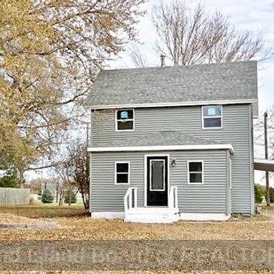 104 9 Th St, Aurora, NE 68818