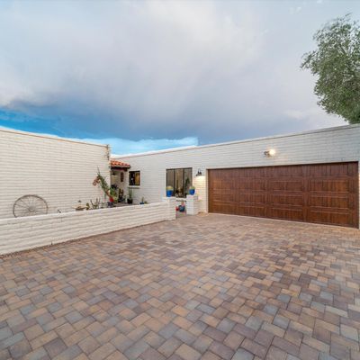 10405 N Gila Rd, Tucson, AZ 85742