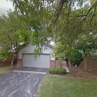 1046 Nobleman Dr, Saint Louis, MO 63146