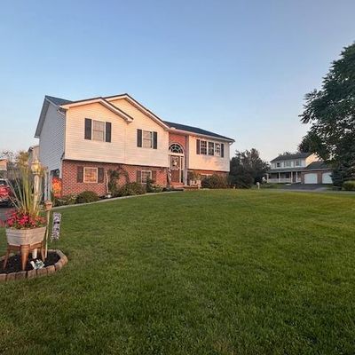 10464 Mapleton Rd, Shippensburg, PA 17257