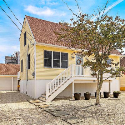 105 W 27 Th St, Ship Bottom, NJ 08008