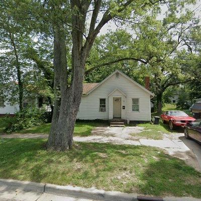 1055 Bishop Ave, Benton Harbor, MI 49022