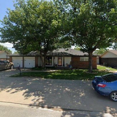 1113 Jackson St, Perryton, TX 79070