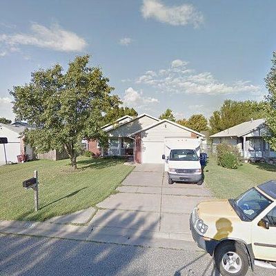 1121 N Compton St, Wichita, KS 67212