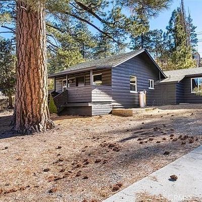 1128 E Country Club Blvd, Big Bear City, CA 92314