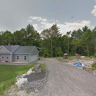 113 Lawrence Rd, Gray, ME 04039