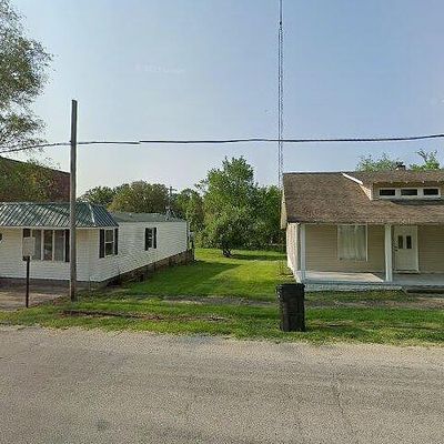 114 E Main St, Atwood, IN 46502