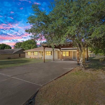 114 Live Oak Ln, Riesel, TX 76682