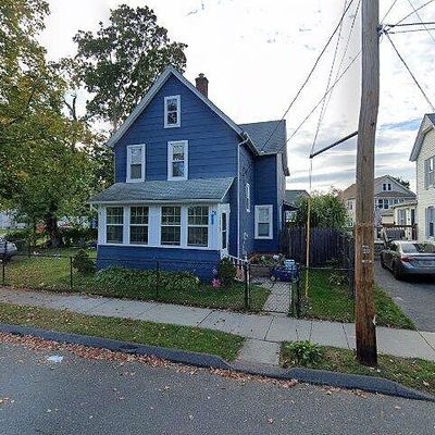 114 Southwick St, Chicopee, MA 01020