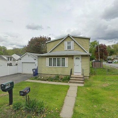 1149 River Rd, Troy, NY 12182