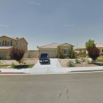 11527 Crest Dr, Adelanto, CA 92301