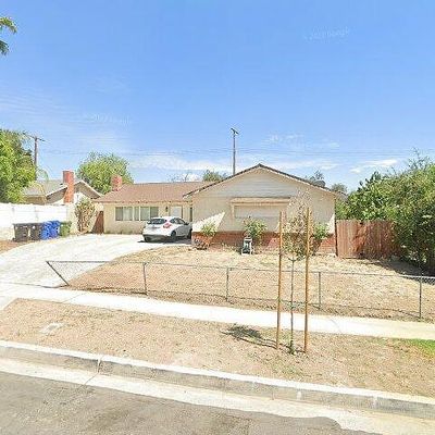 11622 Glamis St, Sylmar, CA 91342