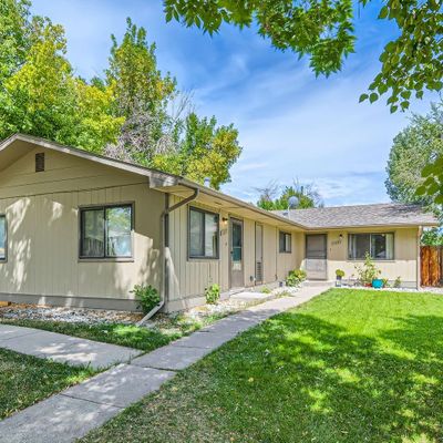 11671 W Katherine Ave, Lakewood, CO 80401