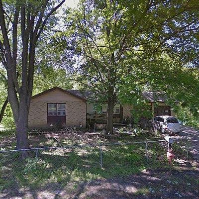 117 N Paul Dr, Lees Summit, MO 64064