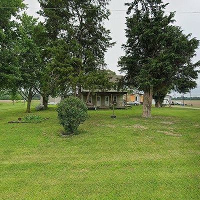 1191 E 1900 Ave, Brownstown, IL 62418