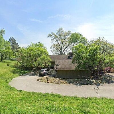 120 Creekwood Dr, Madisonville, TN 37354