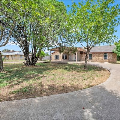 1203 Golf Course Rd, Gatesville, TX 76528