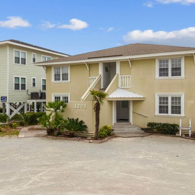 1203 S Ocean Blvd, North Myrtle Beach, SC 29582