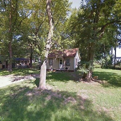 1059 Waukonda Ave, Benton Harbor, MI 49022