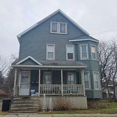 106 Pleasant Ave, Johnstown, NY 12095