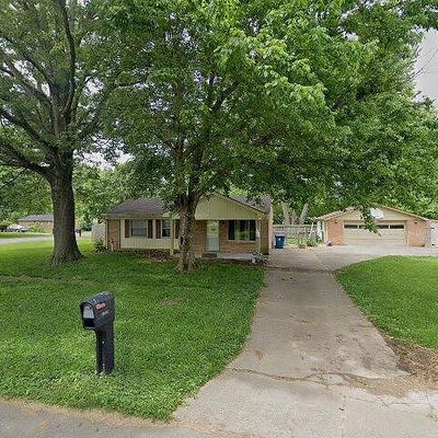 10604 Tarrytowne Rd, Louisville, KY 40272