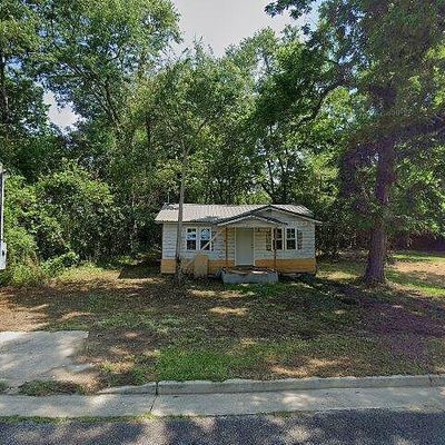 107 Ely St, Thomasville, GA 31792