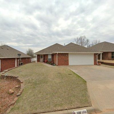 108 Eagle Cir, Elk City, OK 73644