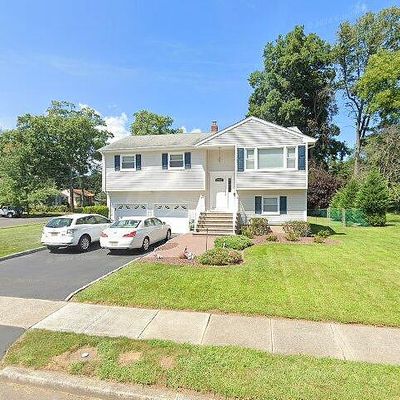 108 Valley Brook Ct, Middlesex, NJ 08846