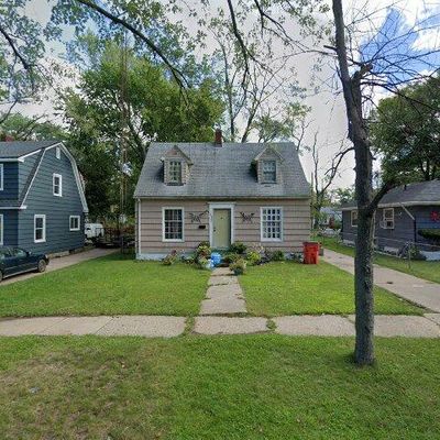 1083 Monroe St, Benton Harbor, MI 49022