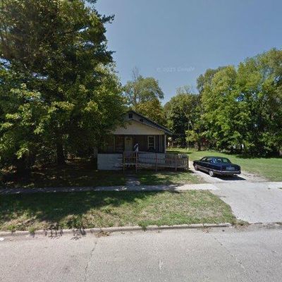 1086 Columbus Ave, Benton Harbor, MI 49022