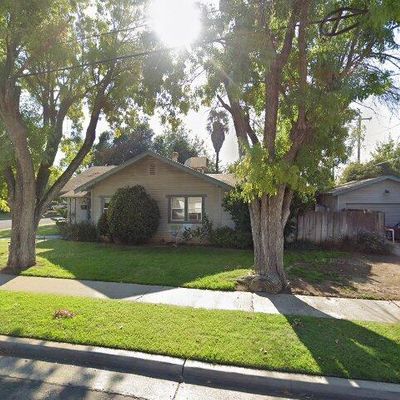 1090 E 20 Th St, Merced, CA 95340