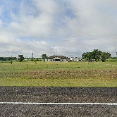 10927 W Us Highway 82, Savoy, TX 75479