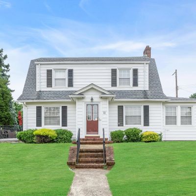 11 E Walnut Pl, West Long Branch, NJ 07764