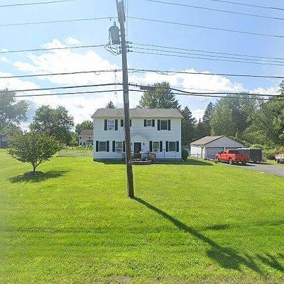 110 Middletown Rd, Waterford, NY 12188