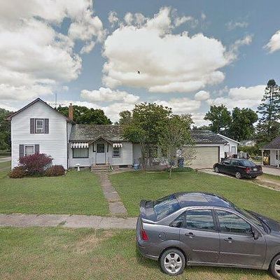 110 W South Ave, Annawan, IL 61234