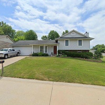 1103 Holly Springs Trl, Saint Peters, MO 63376