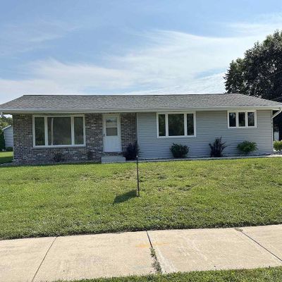 1105 Grant St, De Pere, WI 54115