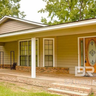 111 Honey Dr, Atmore, AL 36502