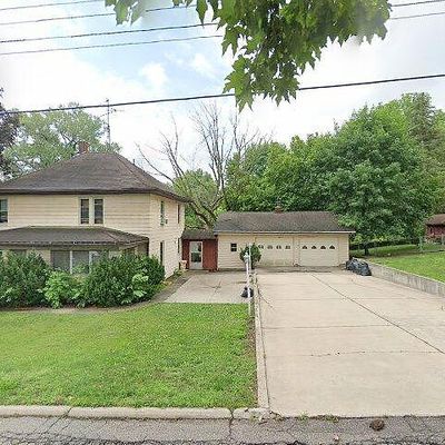 111 W Roe St, Buchanan, MI 49107